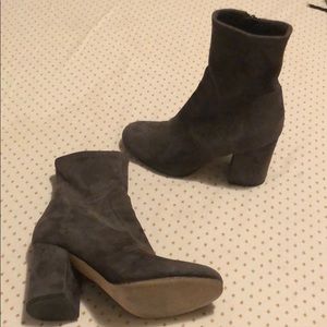 Ankle boots